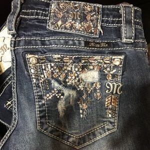 Miss me signature skinny size 26